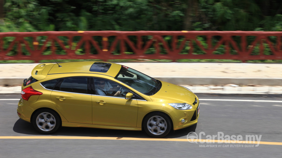 Ford Focus Mk3 (C346) (2012) Exterior