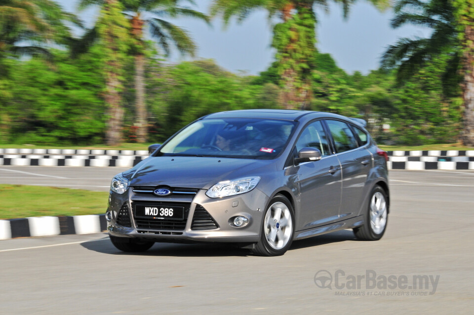 Proton Exora Mk1 RC (2019) Exterior