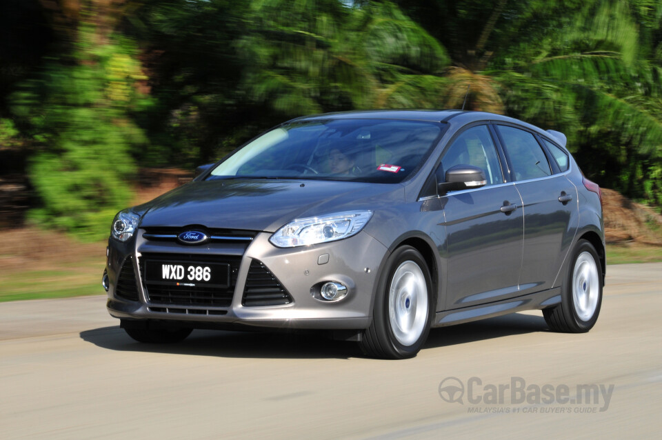 Perodua Aruz D38L (2019) Exterior