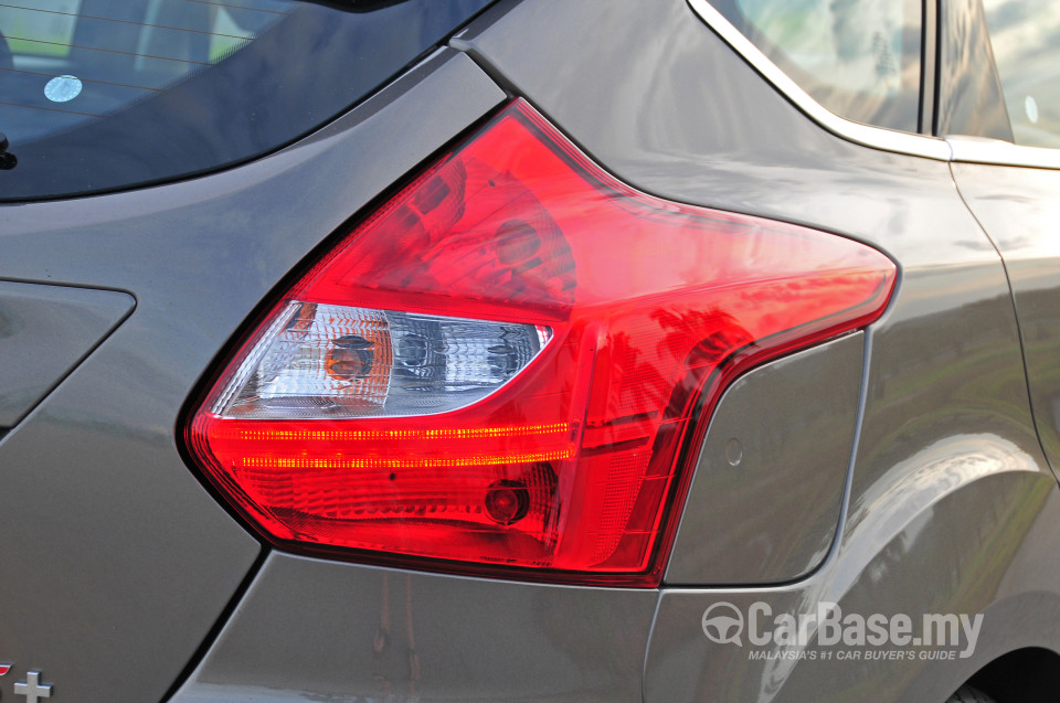 Ford Focus Mk3 (C346) (2012) Exterior