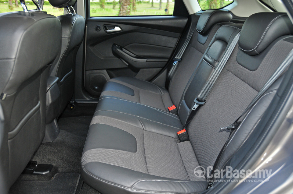 Ford Focus Mk3 (C346) (2012) Interior