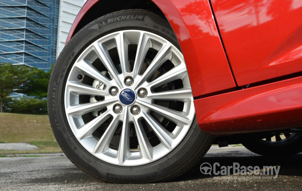 Ford Focus Mk3 (C346) FL (2016) Exterior