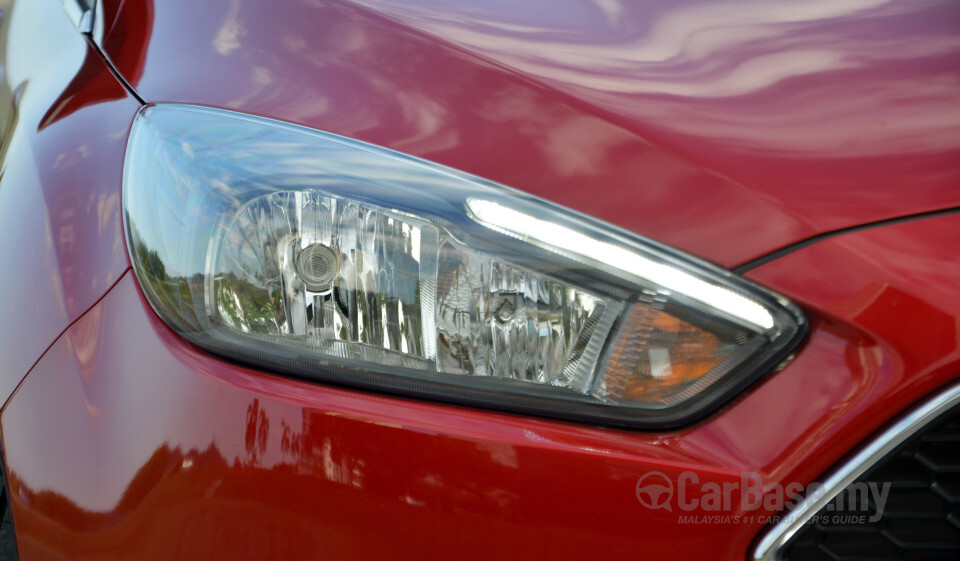 Subaru Outback BN (2015) Exterior