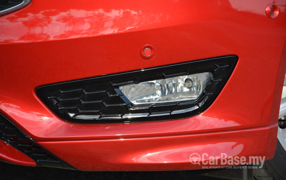 Ford Focus Mk3 (C346) FL (2016) Exterior