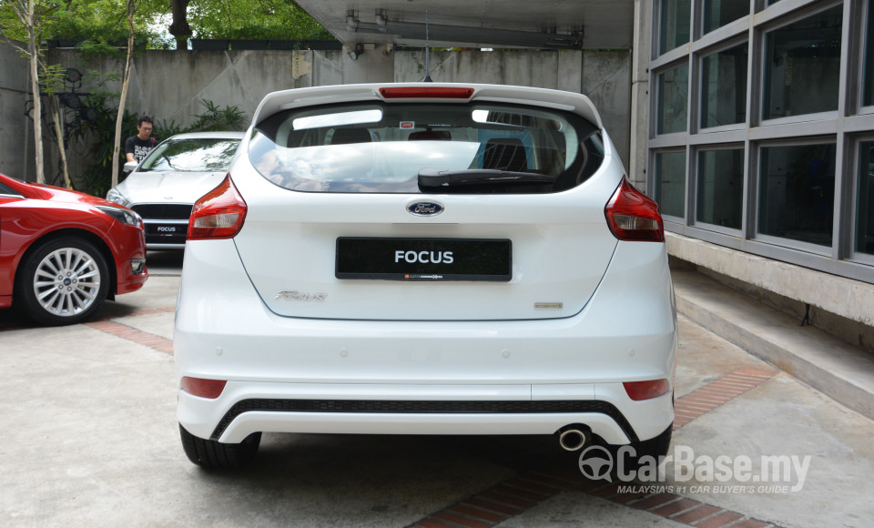 Ford Focus Mk3 (C346) FL (2016) Exterior