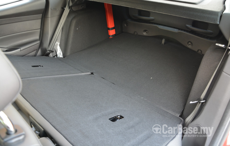 Ford Focus Mk3 (C346) FL (2016) Interior