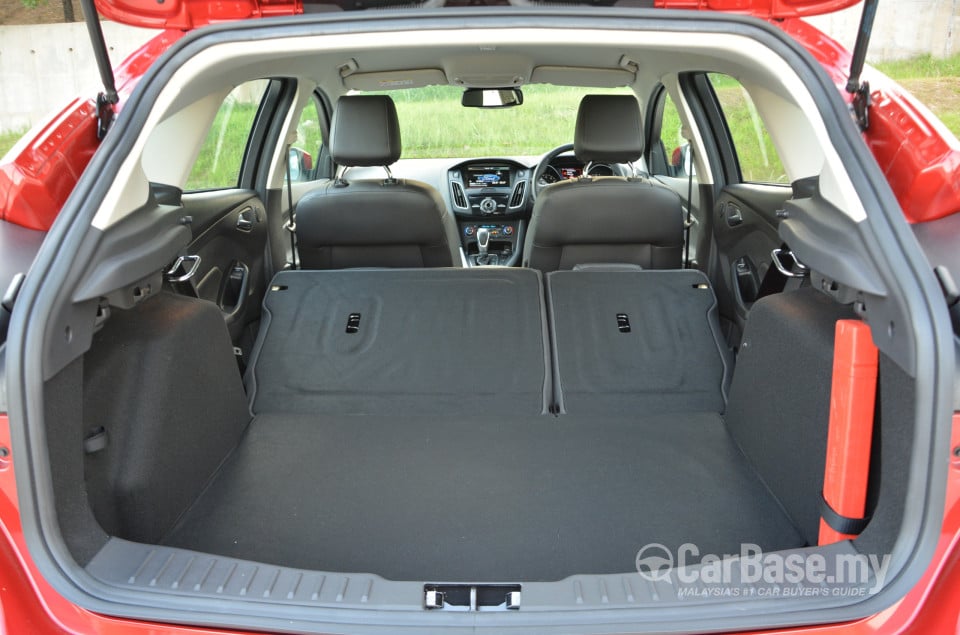 Ford Focus Mk3 (C346) FL (2016) Interior