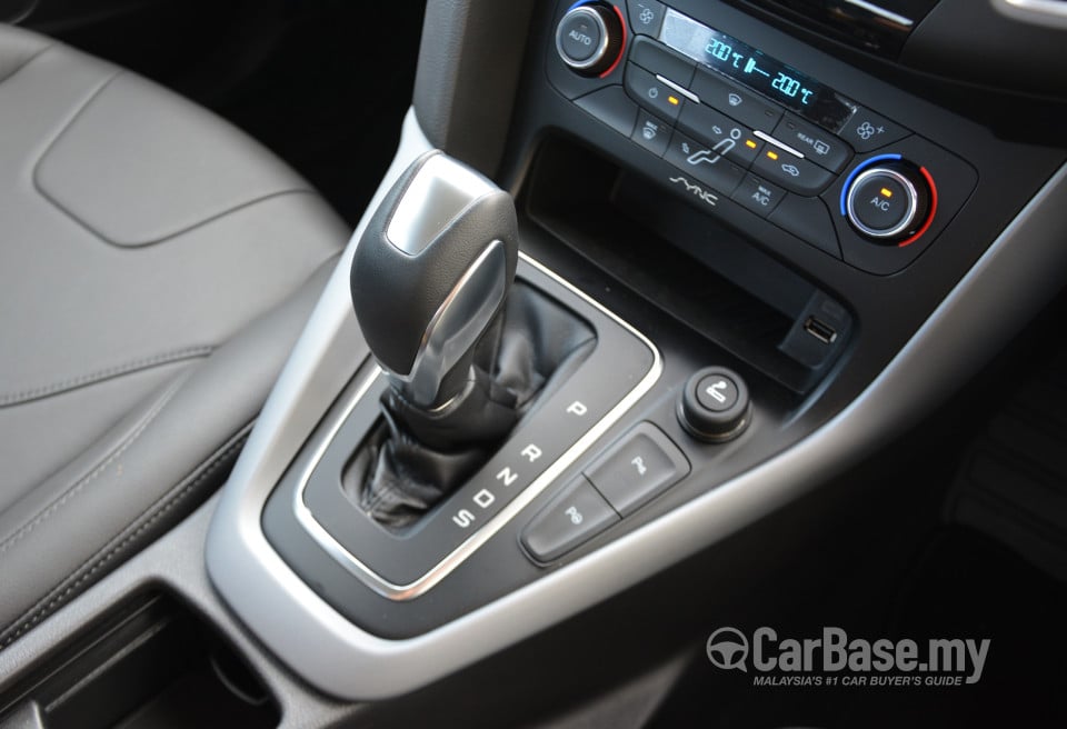 Ford Focus Mk3 (C346) FL (2016) Interior