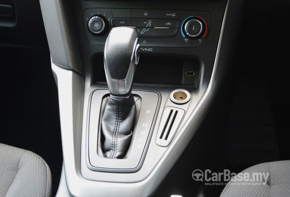 Ford Focus Mk3 (C346) FL (2016) Interior