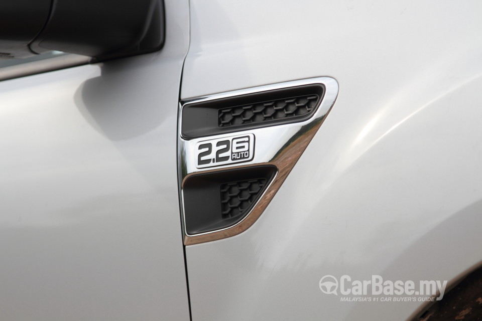 Ford Ranger T6 (2012) Exterior