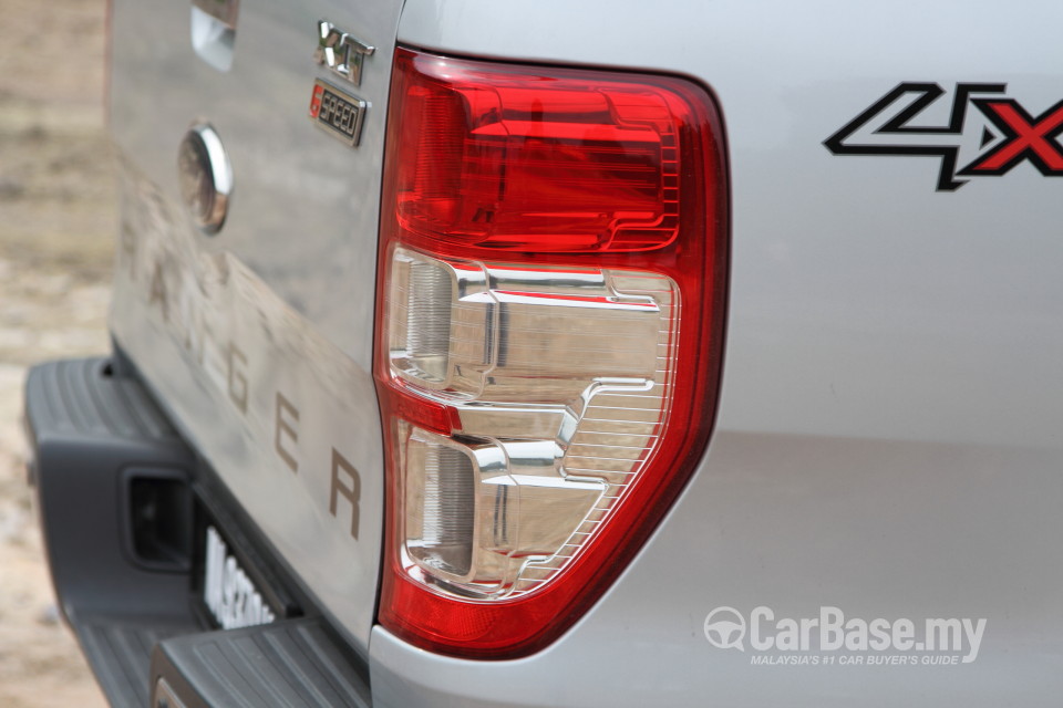 Ford Ranger T6 (2012) Exterior