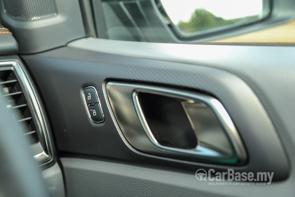 Ford Ranger T6 Facelift (2015) Interior