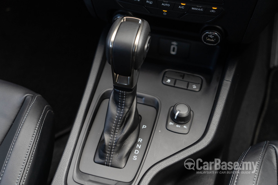 Ford Ranger T6 Facelift 2 (2018) Interior