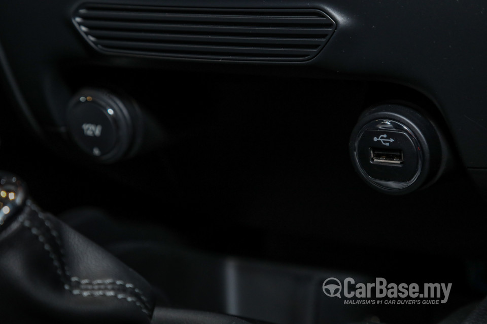 Ford Ranger T6 Facelift 2 (2018) Interior