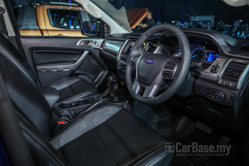 Chevrolet Cruze J300 (2012) Interior