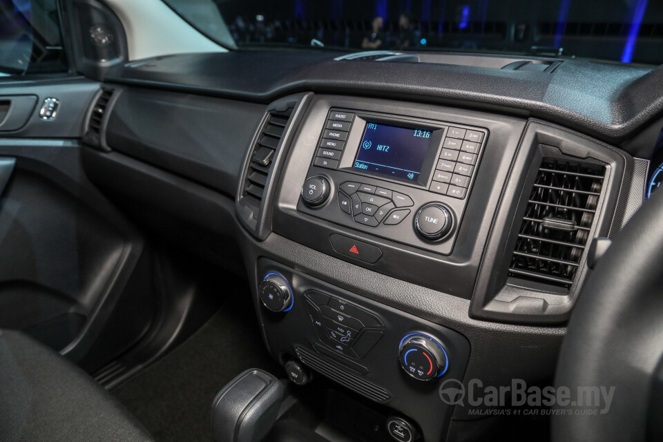 Mazda CX-9 Mk2 (2017) Interior