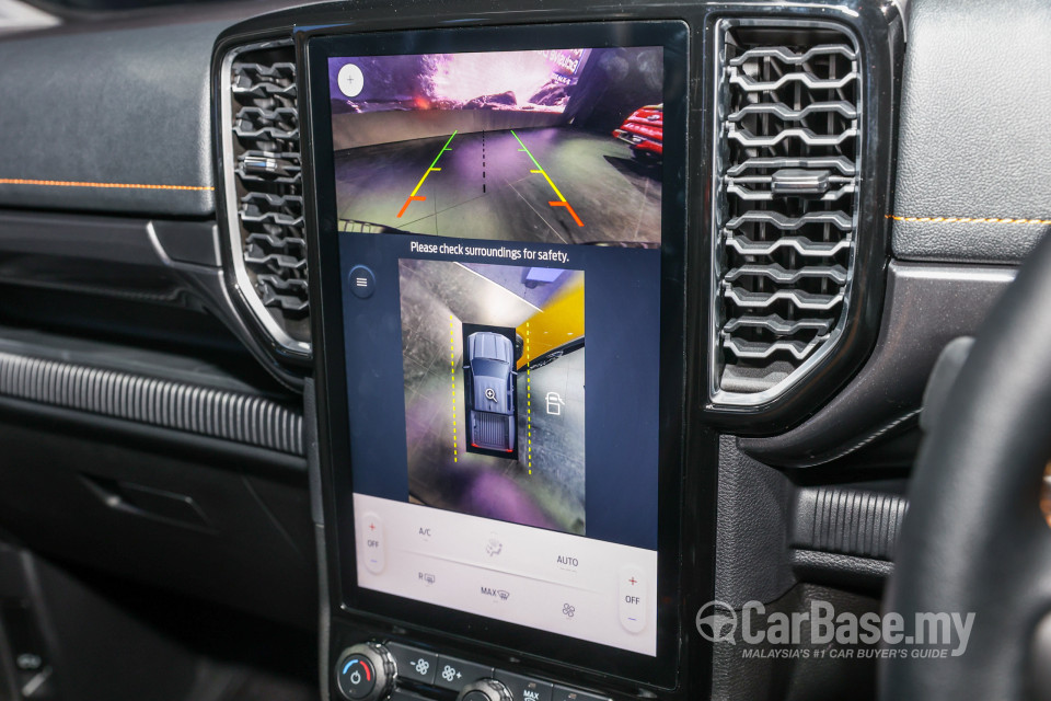 Ford Ranger T6.2 (2022) Interior