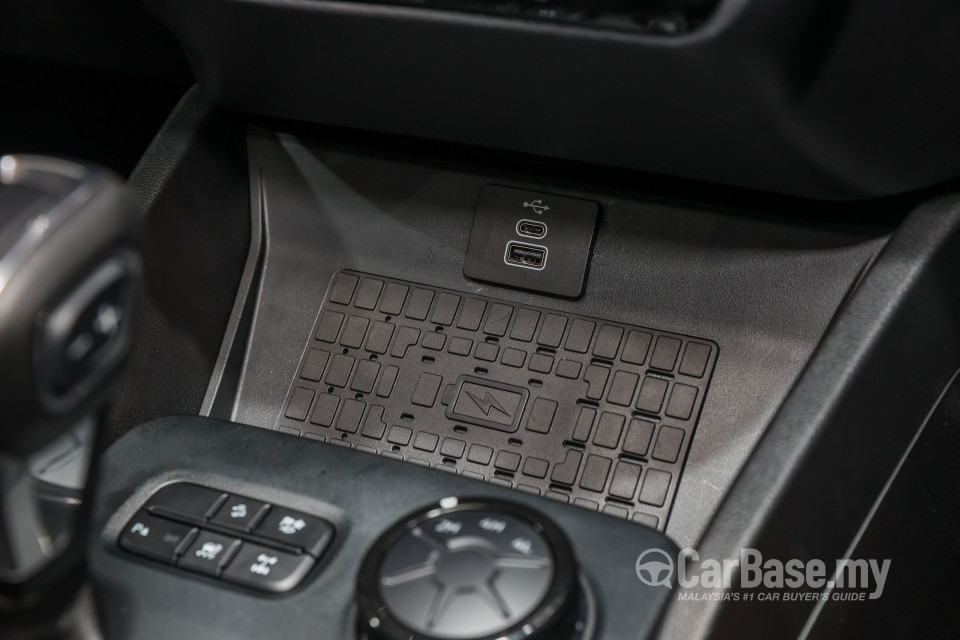 Ford Ranger T6.2 (2022) Interior