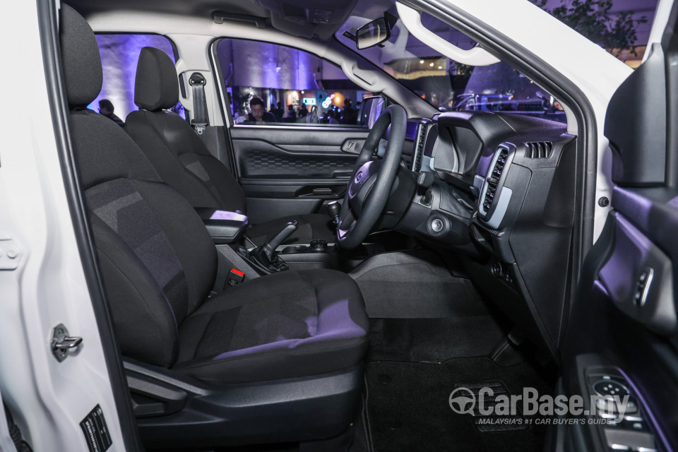 Ford Ranger T6.2 (2022) Interior