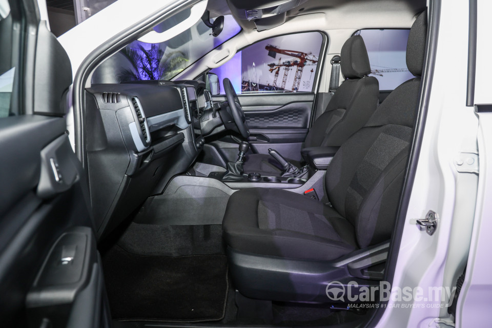 Ford Ranger T6.2 (2022) Interior