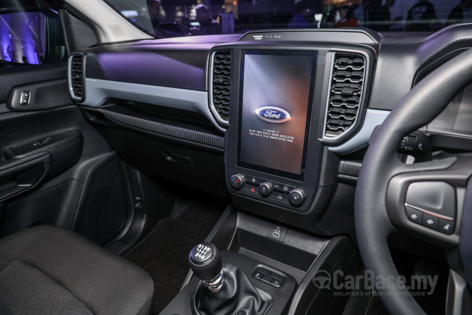 Ford Ranger T6.2 (2022) Interior