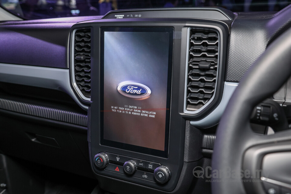 Ford Ranger T6.2 (2022) Interior