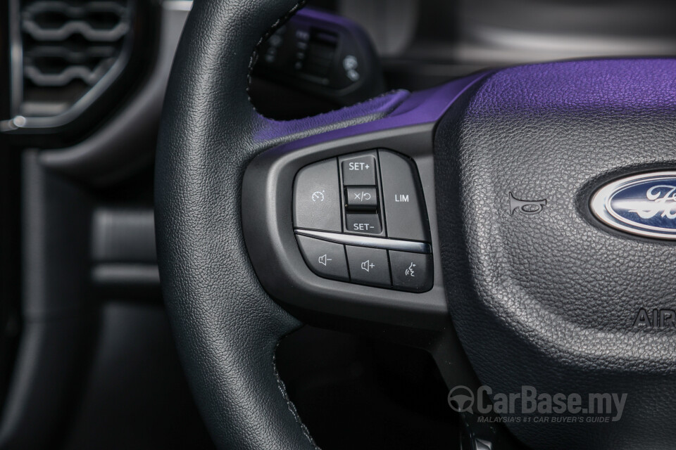 Ford Ranger T6.2 (2022) Interior
