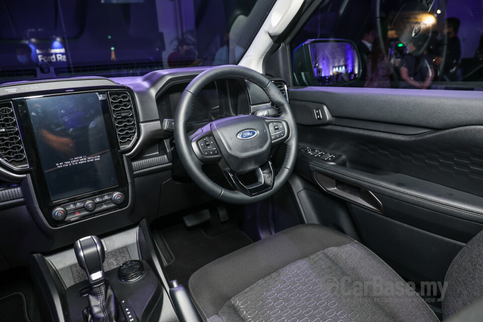 Ford Ranger T6.2 (2022) Interior