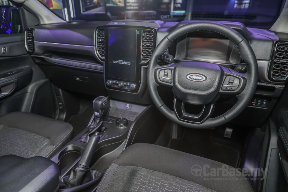 Ford Ranger T6.2 (2022) Interior