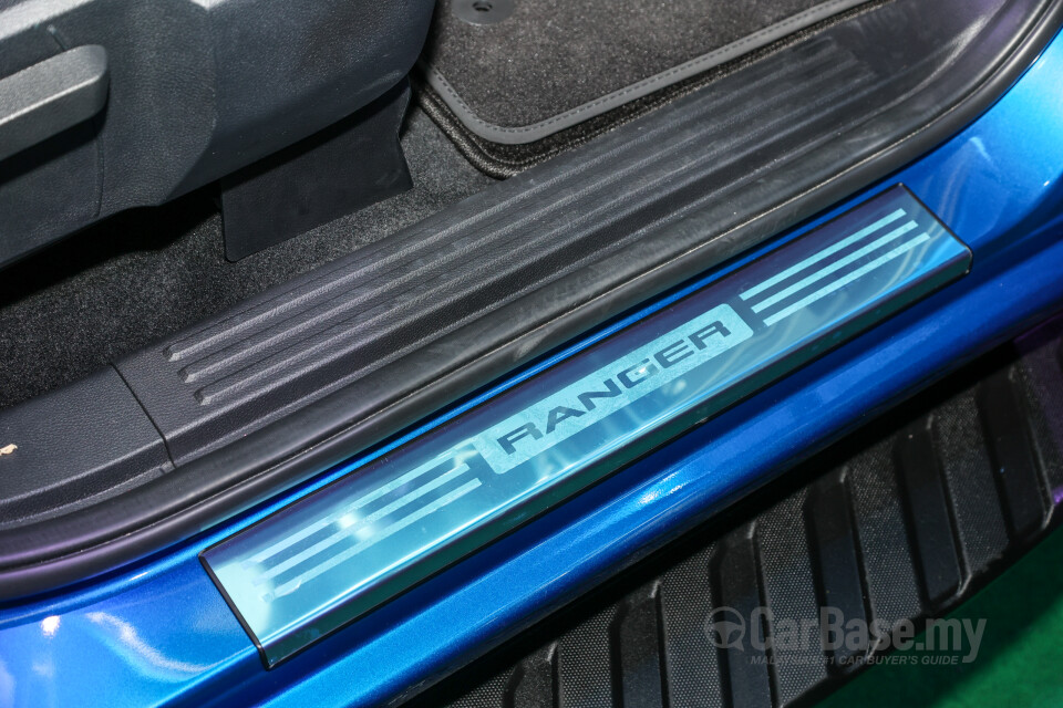 Ford Ranger T6.2 (2022) Interior