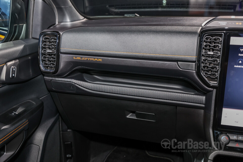 Ford Ranger T6.2 (2022) Interior