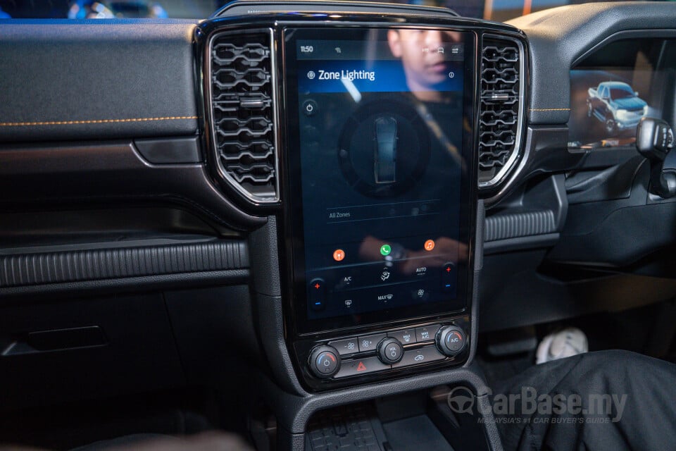 Ford Ranger T6.2 (2022) Interior