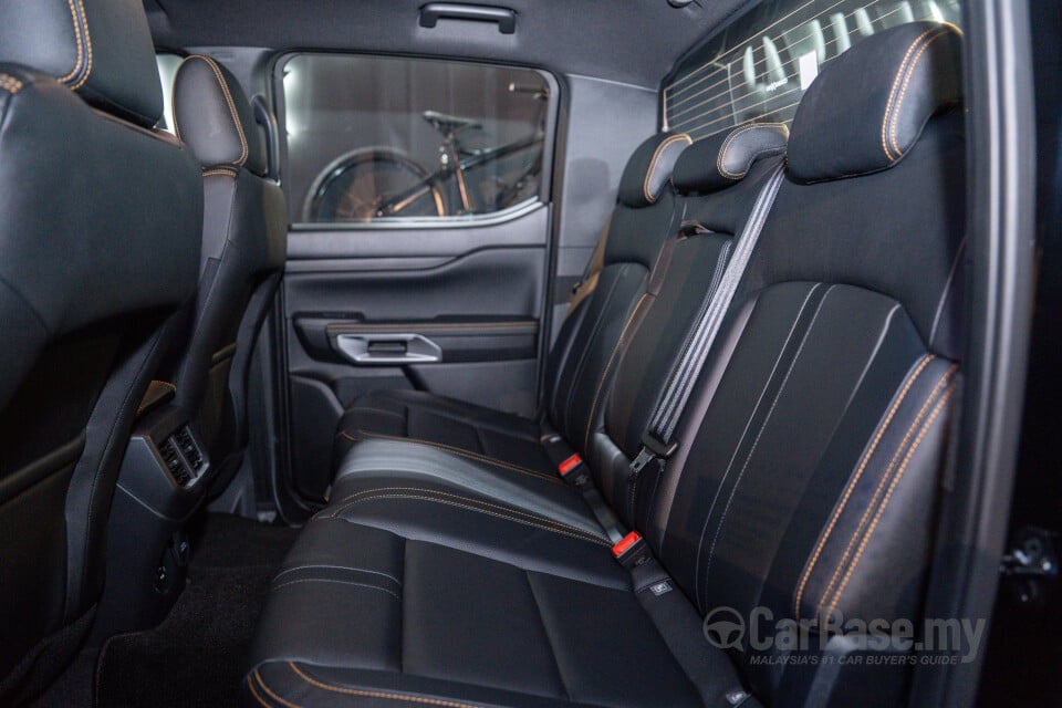 Ford Ranger T6.2 (2022) Interior