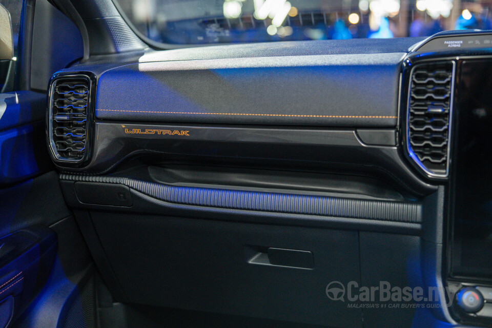 Ford Ranger T6.2 (2022) Interior