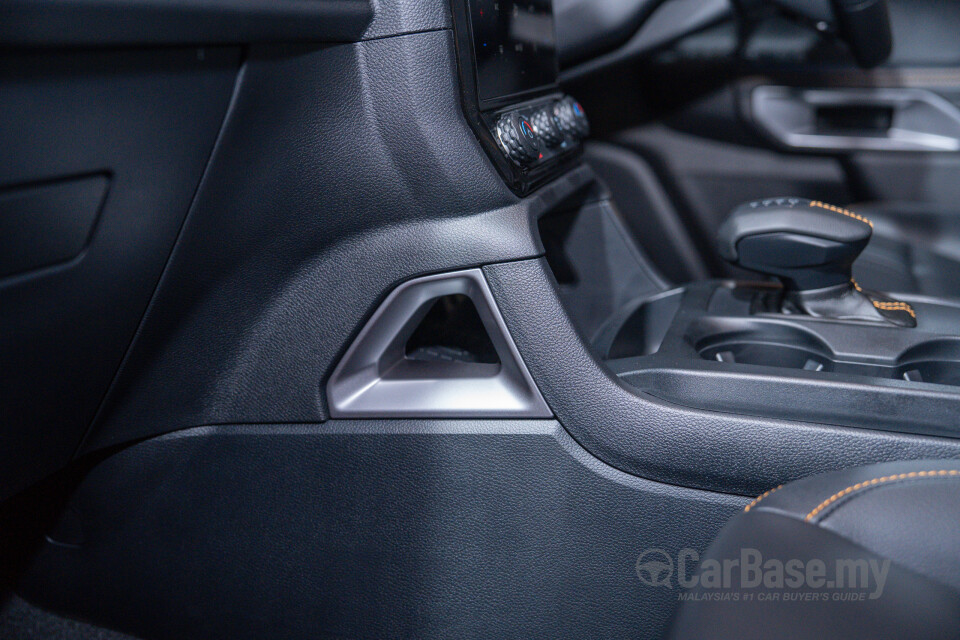 Ford Ranger T6.2 (2022) Interior