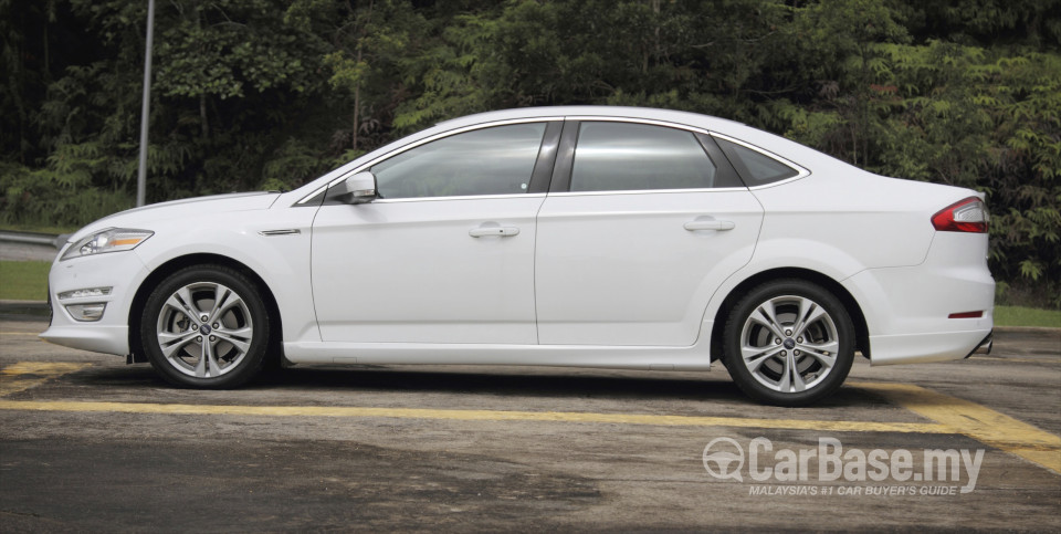 Ford Mondeo Mk4 Facelift (CD345) (2011) Exterior