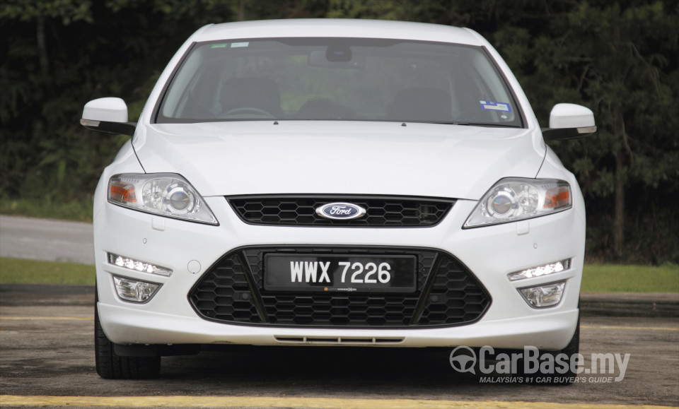 Ford Mondeo Mk4 Facelift (CD345) (2011) Exterior