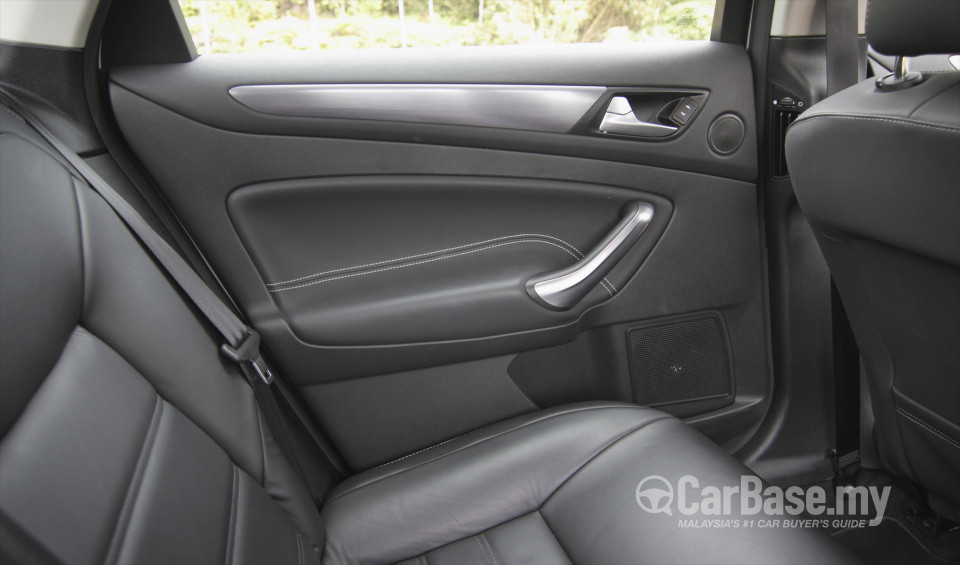 Ford Mondeo Mk4 Facelift (CD345) (2011) Interior