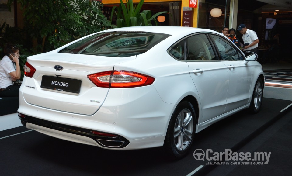 Ford Mondeo CD391 (2015) Exterior