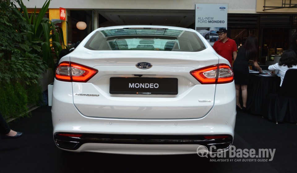Ford Mondeo CD391 (2015) Exterior