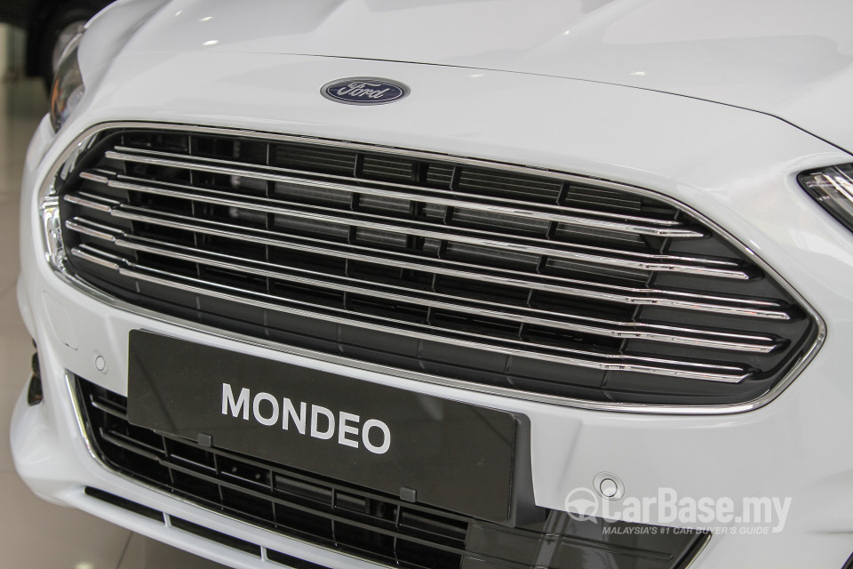 Ford Mondeo CD391 (2015) Exterior