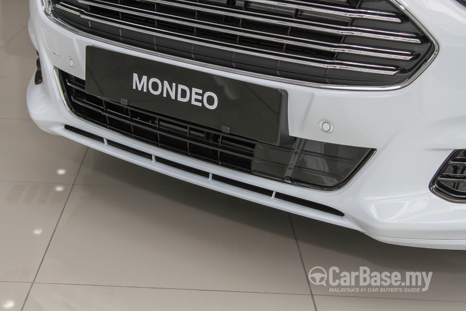 Ford Mondeo CD391 (2015) Exterior