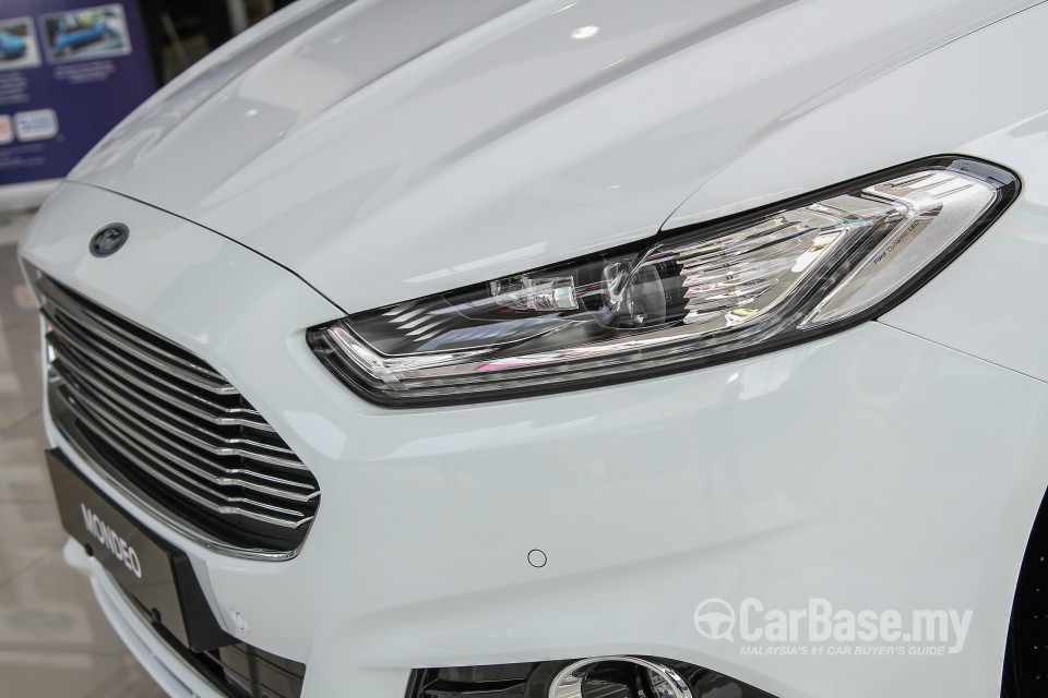 Ford Mondeo CD391 (2015) Exterior