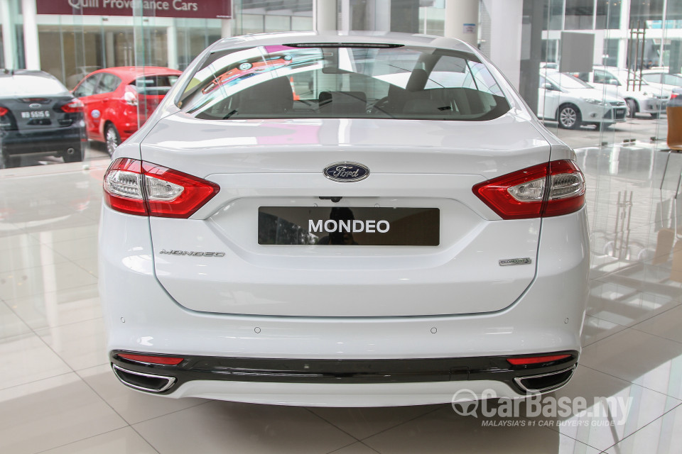 Ford Mondeo CD391 (2015) Exterior
