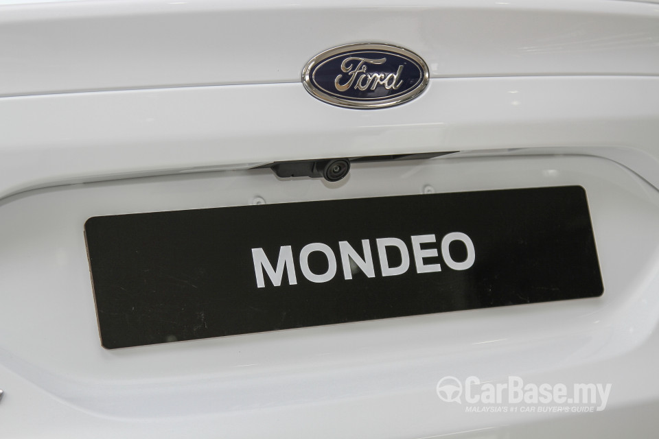 Ford Mondeo CD391 (2015) Exterior