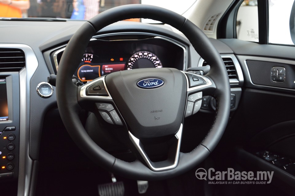 Ford Mondeo CD391 (2015) Interior