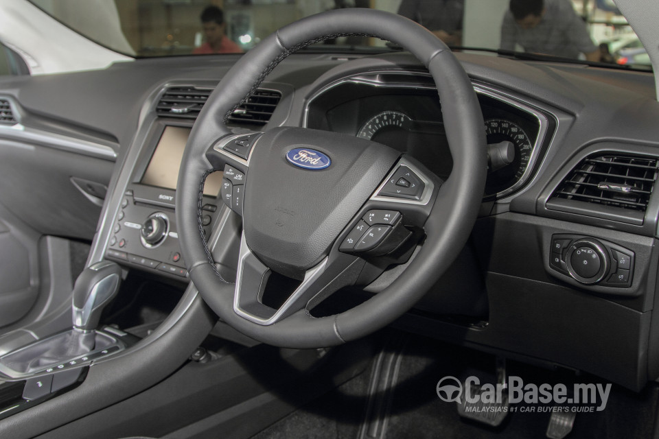 Ford Mondeo CD391 (2015) Interior
