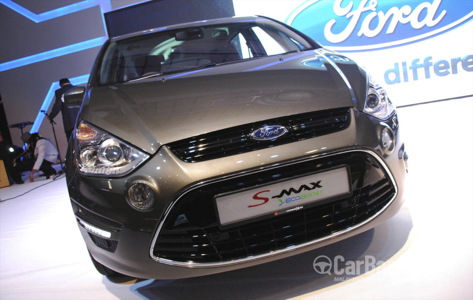 Ford S-MAX Mk1 (CD340) (2011) Exterior