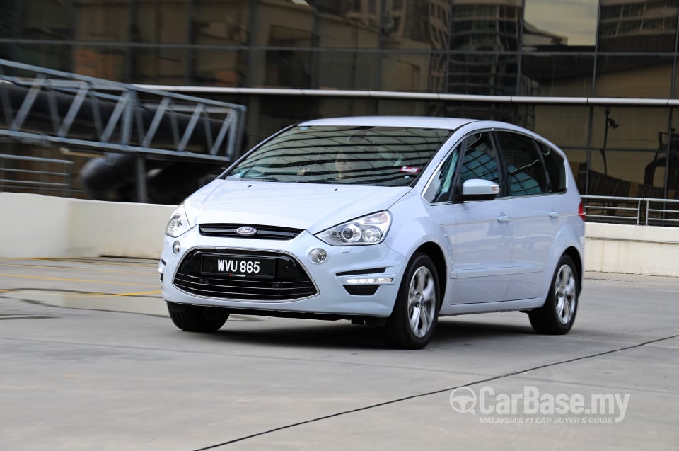 Ford S-MAX Mk1 (CD340) (2011) Exterior
