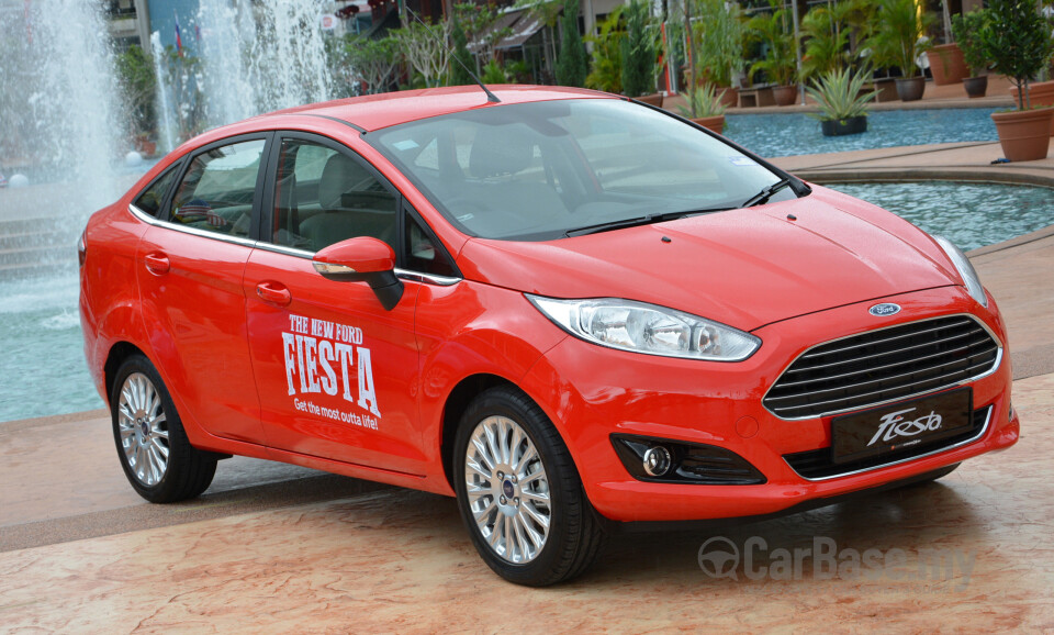 Proton Exora Mk1 RC (2019) Exterior